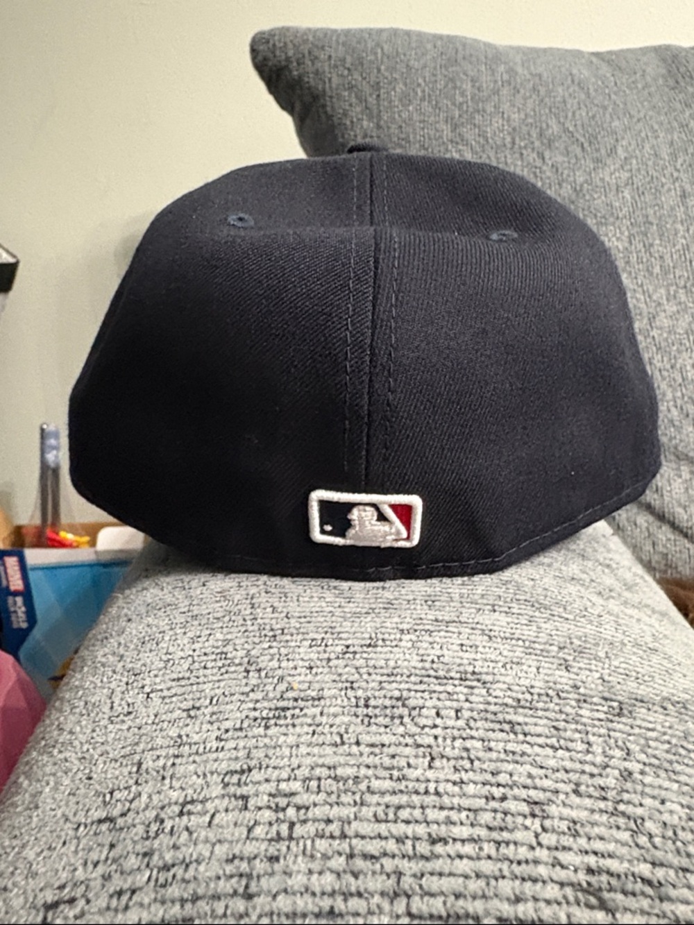 New Era Los Angeles Dodgers Navy Cap with Red/White Logo and Red/Blue Brim - Picture 4 of 8